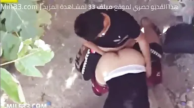 واد هايج ينيك شرموطة محجبة في الشارع وميعرفش انه في حد بيتصوره – سكس عربي